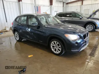 2013 BMW X1 xDrive28i z VIN WBAVL1C59DVR90212, wystawiony jako Copart lot #55884405 z przebiegiem 92 613 mil mil oraz Czysty tytuł • Clean title. Historia ofert i sprzedaży dostępna na DreamBid. Obrazek 4.