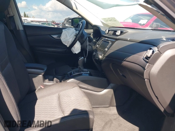 2020 Nissan Rogue SV with VIN JN8AT2MT9LW006753, listed as a IAAI auction lot 41750762 with 63,913 mi miles. Bid and sale history available at carsss.com. Image 5.