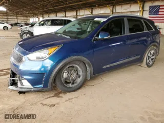 2017 Kia Niro Touring Launch Edition with VIN KNDCC3LC0H5039147, listed as a Copart auction lot 49260095 with 133,722 mi miles and Salvage Title. Bid and sale history available at carsss.com. Image 1.