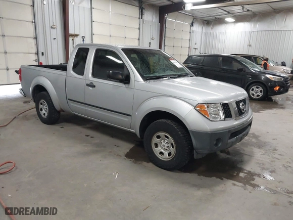 2007 Nissan Frontier XE with VIN 1N6BD06T87C402286, listed as a IAAI auction lot 41833092 with 202,203 mi miles. Bid and sale history available at carsss.com. Image 1.