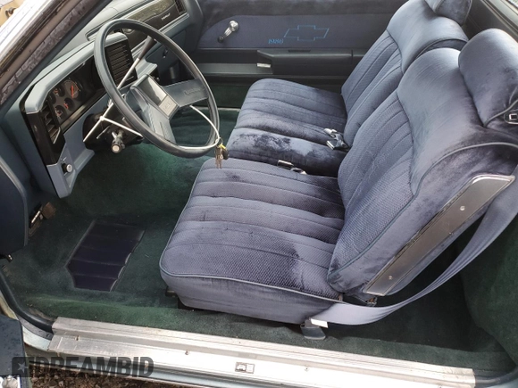 1986 Chevrolet El Camino z VIN 3GCCW80Z5GS902512, wystawiony jako Copart lot #78267624 z przebiegiem 15 481 mil mil oraz Szkoda całkowita • Salvage title. Historia ofert i sprzedaży dostępna na DreamBid. Obrazek 7.