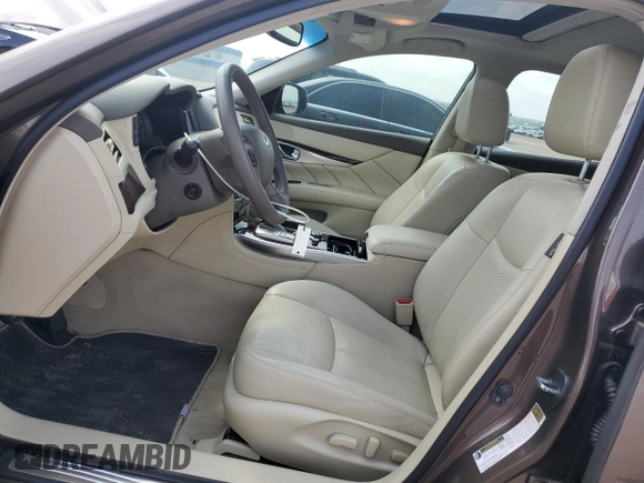 2019 Infiniti Q70 Luxe with VIN JN1BY1AR2KM585067, listed as a Copart auction lot 57527895 with 62,965 mi miles and Salvage title. Bid and sale history available at DreamBid. Image 7.