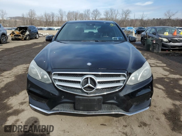 2014 Mercedes-Benz E 550 Sport with VIN WDDHF9BB4EB041639, listed as a Copart auction lot 46950315 with 128,719 mi miles and Clean Title. Bid and sale history available at DreamBid. Image 5.