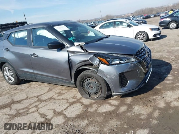 2023 Nissan Kicks S with VIN 3N1CP5BV3PL533670, listed as a IAAI auction lot 41652382 with 61,277 mi miles. Bid and sale history available at carsss.com. Image 1.