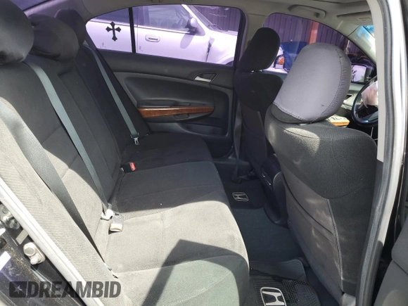 2012 Honda Accord EX z VIN 1HGCP3F74CA004874, wystawiony jako Copart lot #54246695 z przebiegiem 195 932 mil mil oraz Nie do naprawy • Non repairable. Historia ofert i sprzedaży dostępna na DreamBid. Obrazek 10.