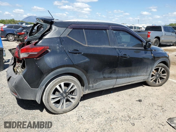 2020 Nissan Kicks SV with VIN 3N1CP5CV7LL532126, listed as a Copart auction lot 52618875 with 118,909 mi miles and Salvage Title. Bid and sale history available at carsss.com. Image 3.