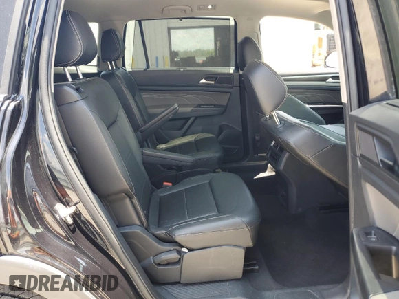 2021 Volkswagen Atlas SE z VIN 1V2JR2CA2MC559594, wystawiony jako Copart lot #59848815 z przebiegiem 34 400 mil mil oraz Szkoda całkowita • Salvage title. Historia ofert i sprzedaży dostępna na DreamBid. Obrazek 11.