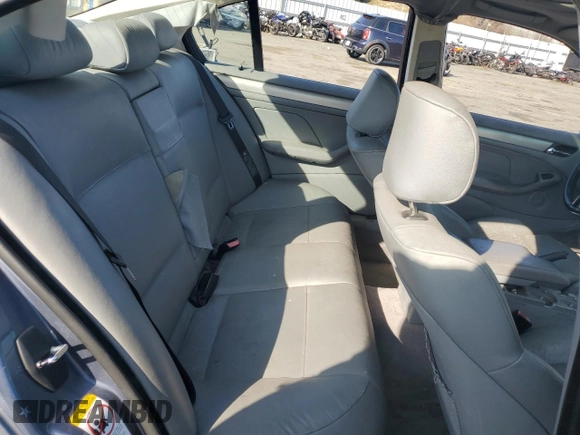 2003 BMW 3 Series 330xi with VIN WBAEW53493PG23208, listed as a Copart auction lot 84649384 with 155,316 mi miles and Salvage Title. Bid and sale history available at carsss.com. Image 10.
