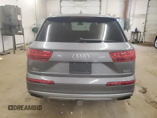 2017 Audi Q7 Prestige with VIN WA1VABF71HD006908, listed as a Copart auction lot 60601775 with 221,608 mi miles and Salvage title. Bid and sale history available at DreamBid. Image 6.
