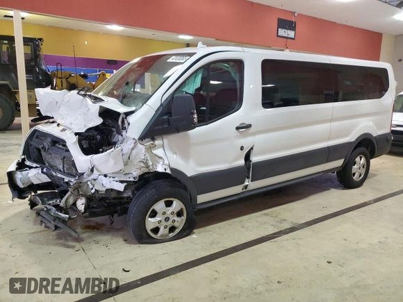 2020 Ford Transit Passenger XL z VIN 1FBAX2Y89LKA75296, wystawiony jako Copart lot #42430065 z przebiegiem Nie podano mil oraz Szkoda całkowita • Salvage title. Historia ofert i sprzedaży dostępna na DreamBid. Obrazek 1.