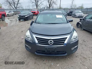 2013 Nissan Altima SV with VIN 1N4AL3AP8DN500589, listed as a IAAI auction lot 41916649 with 143,427 mi miles and . Bid and sale history available at carsss.com. Image 12.