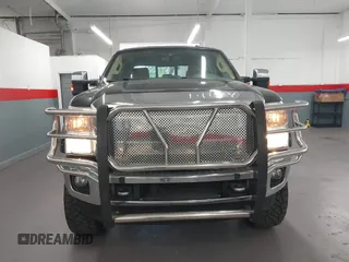 2015 Ford Super Duty F-250 SRW Lariat with VIN 1FT7W2BT1FED13599, listed as a IAAI auction lot 41987618 with 174,728 mi miles. Bid and sale history available at carsss.com. Image 13.