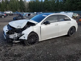 2019 Mercedes-Benz A 220 z VIN WDD3G4FB9KW021914, wystawiony jako Copart lot #49071225 z przebiegiem 61 233 mil mil oraz Szkoda całkowita • Salvage title. Historia ofert i sprzedaży dostępna na DreamBid. Obrazek 1.
