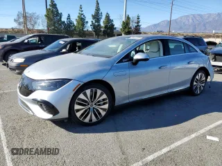 2024 Mercedes-Benz EQE 350+ z VIN W1KEG2BB9RF051556, wystawiony jako Copart lot #88806935 z przebiegiem Nie podano mil oraz Szkody całkowita. Historia ofert i sprzedaży dostępna na DreamBid. Obrazek 1.