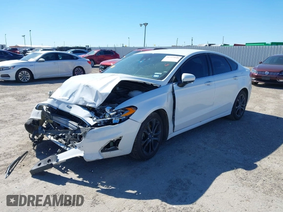 2020 Ford Fusion SE with VIN 3FA6P0HD4LR126174, listed as a IAAI auction lot 41723840 with 123,413 mi miles. Bid and sale history available at carsss.com. Image 17.