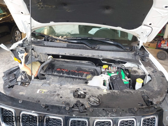 2018 Jeep Compass Latitude with VIN 3C4NJCBB3JT502380, listed as a IAAI auction lot 42144953 with Not provided miles and . Bid and sale history available at DreamBid. Image 10.