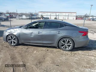 2018 Nissan Maxima SL z VIN 1N4AA6AP2JC378066, wystawiony jako IAAI lot #41764723 z przebiegiem 101 620 mil mil oraz . Historia ofert i sprzedaży dostępna na DreamBid. Obrazek 14.