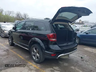 2016 Dodge Journey Crossroad Plus z VIN 3C4PDDGG7GT201047, wystawiony jako IAAI lot #41939167 z przebiegiem 140 333 mil mil oraz . Historia ofert i sprzedaży dostępna na DreamBid. Obrazek 3.