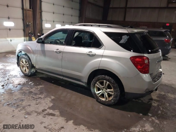 2010 Chevrolet Equinox LT w/1LT with VIN 2CNFLEEW2A6301000, listed as a IAAI auction lot 41378699 with 208,265 mi miles. Bid and sale history available at carsss.com. Image 3.