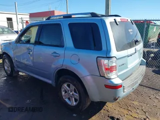 2008 Mercury Mariner with VIN 4M2CU29H48KJ31996, listed as a IAAI auction lot 41643311 with 151,195 mi miles. Bid and sale history available at carsss.com. Image 3.