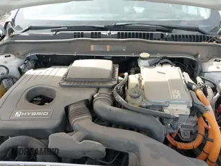 2020 Ford Fusion Hybrid SE with VIN 3FA6P0LU7LR201375, listed as a IAAI auction lot 41815488 with 70,670 mi miles. Bid and sale history available at carsss.com. Image 10.