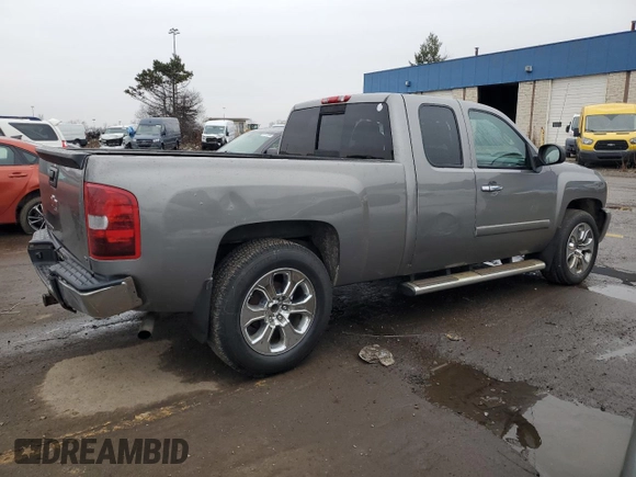 2007 Chevrolet Silverado 1500 LTZ with VIN 2GCEC19J371728652, listed as a Copart auction lot 86056624 with 366,856 mi miles and Clean Title. Bid and sale history available at carsss.com. Image 3.