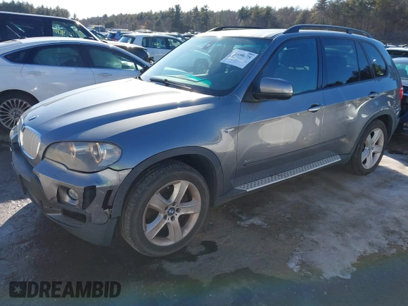 2010 BMW X5 35d with VIN 5UXFF0C54ALT77185, listed as a IAAI auction lot 41699375 with 151,770 mi miles. Bid and sale history available at carsss.com. Image 2.