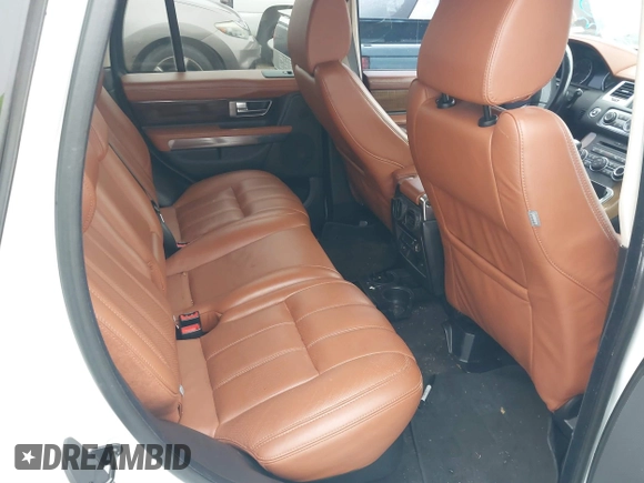 2011 Land Rover Range Rover Sport HSE Lux z VIN SALSK2D42BA714472, wystawiony jako IAAI lot #41451473 z przebiegiem 163 793 mil mil oraz . Historia ofert i sprzedaży dostępna na DreamBid. Obrazek 8.