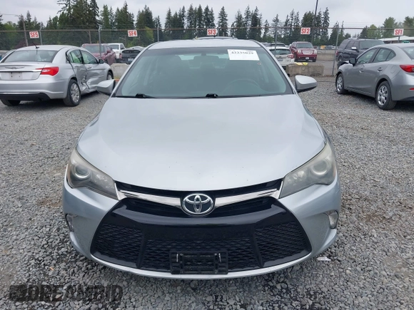 2015 Toyota Camry XLE with VIN 4T1BF1FK0FU028772, listed as a IAAI auction lot 42235029 with 75,285 mi miles and . Bid and sale history available at DreamBid. Image 12.