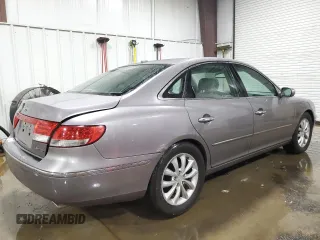 2008 Hyundai Azera Limited with VIN KMHFC46F98A273086, listed as a Copart auction lot 55390925 with 170,726 mi miles and Salvage title. Bid and sale history available at DreamBid. Image 3.