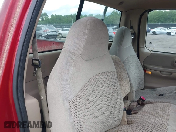 2001 Ford F-150 XL z VIN 1FTRF17W51NA25762, wystawiony jako IAAI lot #42401453 z przebiegiem 20 mil mil oraz . Historia ofert i sprzedaży dostępna na DreamBid. Obrazek 8.