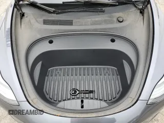 2023 Tesla Model 3 z VIN 5YJ3E1EA3PF620536, wystawiony jako Copart lot #54509885 z przebiegiem 11 483 mil mil oraz Szkoda całkowita • Salvage title. Historia ofert i sprzedaży dostępna na DreamBid. Obrazek 11.