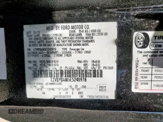 2014 Ford Mustang V6 z VIN 1ZVBP8AM5E5240978, wystawiony jako Copart lot #58018635 z przebiegiem 176 267 mil mil oraz Szkoda całkowita • Salvage title. Historia ofert i sprzedaży dostępna na DreamBid. Obrazek 13.