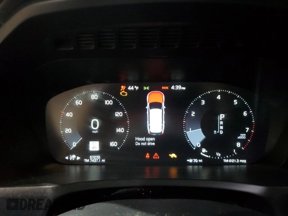 2021 Volvo XC90 Inscription with VIN YV4A22PL0M1747895, listed as a Copart auction lot 89405255 with 57,270 mi miles and Salvage title. Bid and sale history available at DreamBid. Image 9.