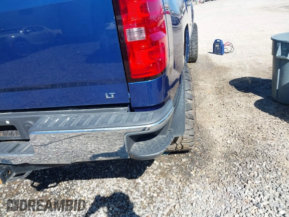 2015 Chevrolet Silverado 1500 LT with VIN 1GCRCREC1FZ308160, listed as a IAAI auction lot 41650625 with 174,936 mi miles. Bid and sale history available at carsss.com. Image 18.