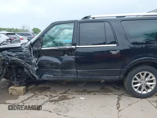 2017 Ford Expedition Max Limited z VIN 1FMJK2AT1HEA23400, wystawiony jako IAAI lot #42300526 z przebiegiem 172 399 mil mil oraz . Historia ofert i sprzedaży dostępna na DreamBid. Obrazek 15.