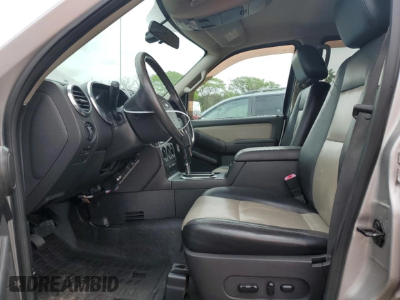 2007 Ford Explorer Sport Trac Limited z VIN 1FMEU53K67UA05013, wystawiony jako Copart lot #58660415 z przebiegiem 180 525 mil mil oraz Czysty tytuł • Clean title. Historia ofert i sprzedaży dostępna na DreamBid. Obrazek 7.