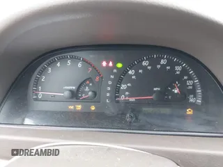 2003 Toyota Camry LE z VIN JTDBF30K530148403, wystawiony jako IAAI lot #41688346 z przebiegiem 299 143 mil mil oraz . Historia ofert i sprzedaży dostępna na DreamBid. Obrazek 7.