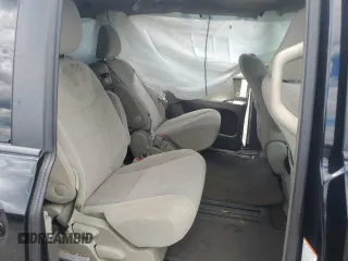 2016 Toyota Sienna LE AAS z VIN 5TDKK3DC6GS751426, wystawiony jako Copart lot #58335685 z przebiegiem 57 665 mil mil oraz Szkoda całkowita • Salvage title. Historia ofert i sprzedaży dostępna na DreamBid. Obrazek 11.