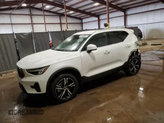 2025 Volvo XC40 Core Bright Theme with VIN YV4L12UJ4S2520845, listed as a Copart auction lot 45241345 with 1,576 mi miles and Clean title. Bid and sale history available at DreamBid. Image 1.
