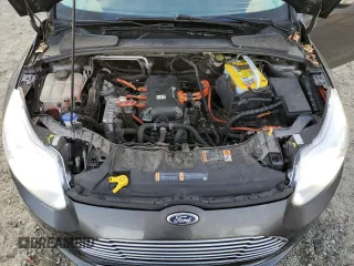 2015 Ford Focus Electric with VIN 1FADP3R43FL221870, listed as a Copart auction lot 79549284 with 67,079 mi miles and Salvage title. Bid and sale history available at DreamBid. Image 13.