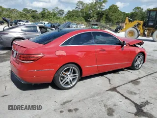 2014 Mercedes-Benz E 350 with VIN WDDKJ5KB2EF224463, listed as a Copart auction lot 57806985 with 69,980 mi miles and Salvage title. Bid and sale history available at DreamBid. Image 3.
