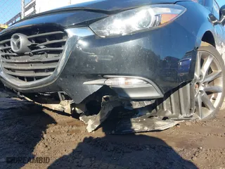 2018 Mazda Mazda3 4-Door Touring with VIN 3MZBN1V31JM200853, listed as a IAAI auction lot 41435526 with 91,684 mi miles. Bid and sale history available at carsss.com. Image 6.