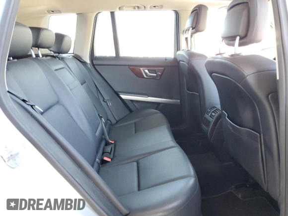 2011 Mercedes-Benz GLK with VIN WDCGG8HB5BF569256, listed as a Copart auction lot 55677425 with 236,218 mi miles and Clean Title. Bid and sale history available at carsss.com. Image 10.