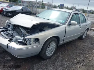 2008 Mercury Grand Marquis LS with VIN 2MEHM75VX8X636053, listed as a IAAI auction lot 41972021 with 66,221 mi miles. Bid and sale history available at carsss.com. Image 2.