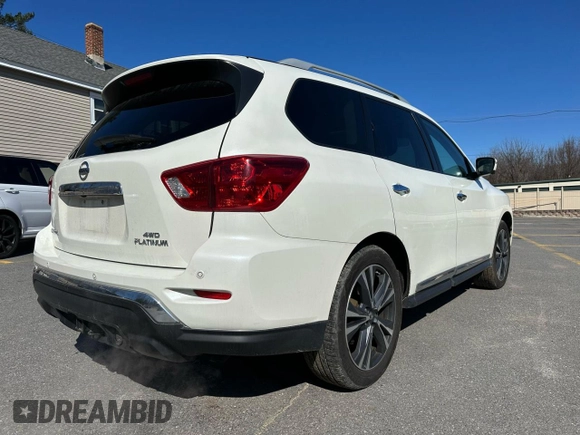 2019 Nissan Pathfinder S with VIN 5N1DR2MM3KC585329, listed as a Copart auction lot 52754905 with 188,772 mi miles and Clean title. Bid and sale history available at DreamBid. Image 3.