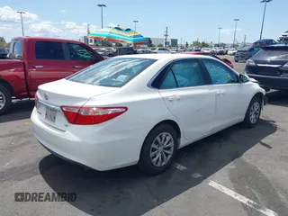 2017 Toyota Camry XLE with VIN 4T1BF1FK6HU416091, listed as a IAAI auction lot 41963072 with 109,911 mi miles and . Bid and sale history available at carsss.com. Image 4.