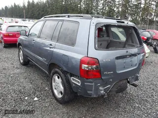 2007 Toyota Highlander w/3rd Row with VIN JTEEP21A670193071, listed as a IAAI auction lot 41861569 with 122,843 mi miles. Bid and sale history available at carsss.com. Image 3.