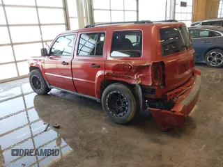 2008 Jeep Patriot Sport with VIN 1J8FT28008D705380, listed as a IAAI auction lot 41790973 with 74,436 mi miles and . Bid and sale history available at DreamBid. Image 3.