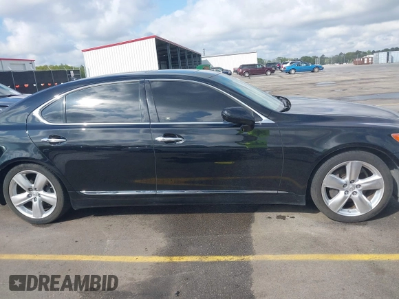 2008 Lexus LS 460 LWB with VIN JTHGL46F685021649, listed as a IAAI auction lot 41917829 with 1 mi miles. Bid and sale history available at carsss.com. Image 14.